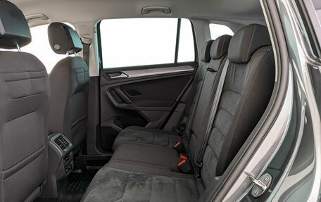 Volkswagen Tiguan II, 2021 год, 3 500 000 рублей, 18 фотография