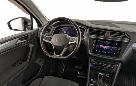 Volkswagen Tiguan II, 2021 год, 3 500 000 рублей, 27 фотография