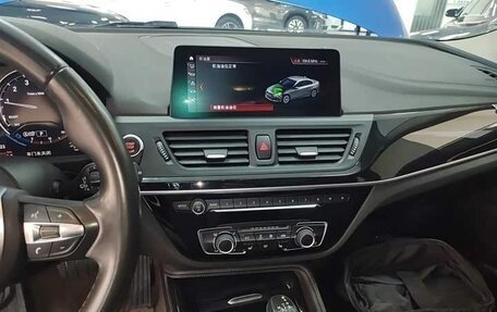 BMW 1 серия, 2017 год, 1 460 000 рублей, 15 фотография