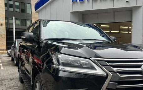Lexus LX III, 2016 год, 7 000 000 рублей, 3 фотография