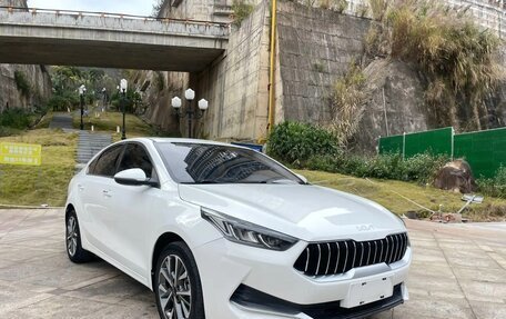KIA K3, 2022 год, 1 634 000 рублей, 2 фотография