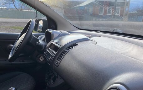 Nissan Note II рестайлинг, 2008 год, 750 000 рублей, 12 фотография