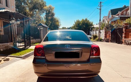 Toyota Avensis III рестайлинг, 2004 год, 750 000 рублей, 5 фотография