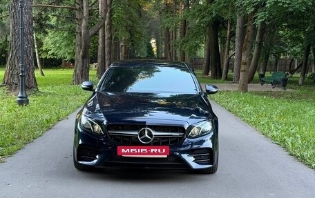 Mercedes-Benz E-Класс, 2020 год, 3 500 000 рублей, 2 фотография