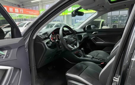 Audi Q3, 2023 год, 2 490 000 рублей, 17 фотография