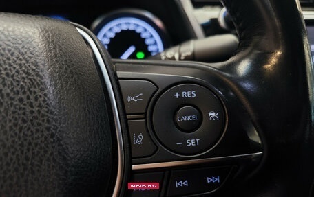 Toyota Camry, 2018 год, 2 490 000 рублей, 10 фотография