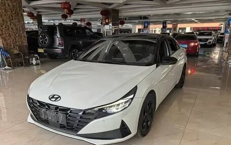 Hyundai Elantra, 2023 год, 1 225 000 рублей, 2 фотография