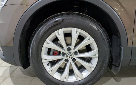 Volkswagen Tiguan II, 2019 год, 2 500 000 рублей, 6 фотография