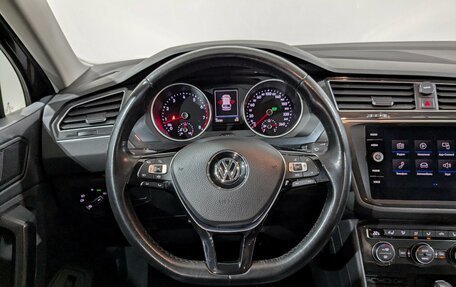 Volkswagen Tiguan II, 2019 год, 2 500 000 рублей, 25 фотография