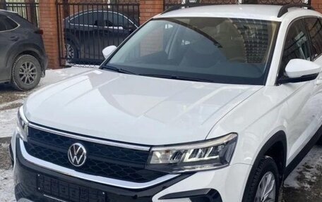Volkswagen Taos, 2021 год, 3 650 000 рублей, 1 фотография