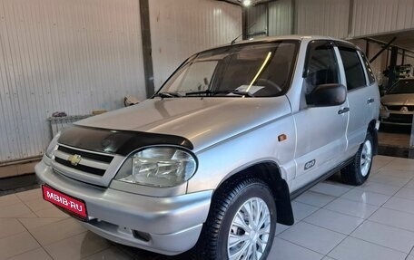 Chevrolet Niva I рестайлинг, 2004 год, 269 000 рублей, 1 фотография