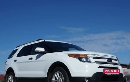 Ford Explorer VI, 2013 год, 1 750 000 рублей, 3 фотография