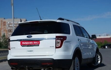 Ford Explorer VI, 2013 год, 1 750 000 рублей, 5 фотография