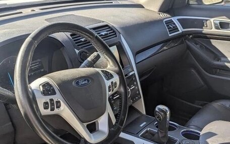 Ford Explorer VI, 2013 год, 1 750 000 рублей, 10 фотография