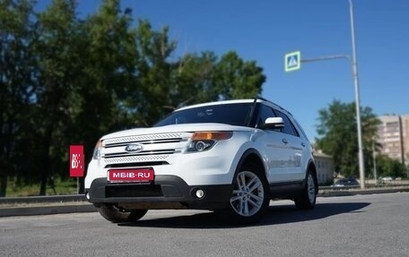 Ford Explorer VI, 2013 год, 1 750 000 рублей, 2 фотография