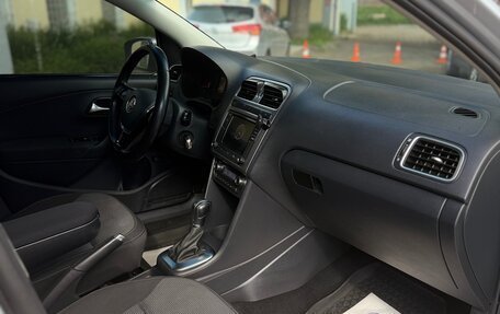 Volkswagen Polo VI (EU Market), 2015 год, 899 000 рублей, 15 фотография