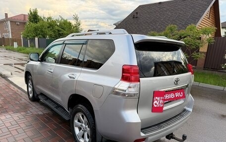 Toyota Land Cruiser Prado 150 рестайлинг 2, 2011 год, 2 145 000 рублей, 2 фотография