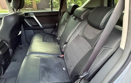 Toyota Land Cruiser Prado 150 рестайлинг 2, 2011 год, 2 145 000 рублей, 14 фотография