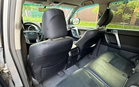 Toyota Land Cruiser Prado 150 рестайлинг 2, 2011 год, 2 145 000 рублей, 15 фотография