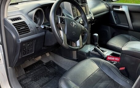 Toyota Land Cruiser Prado 150 рестайлинг 2, 2011 год, 2 145 000 рублей, 9 фотография