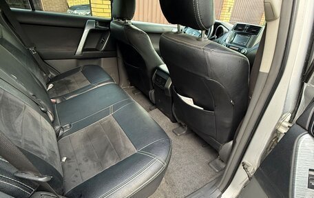Toyota Land Cruiser Prado 150 рестайлинг 2, 2011 год, 2 145 000 рублей, 20 фотография
