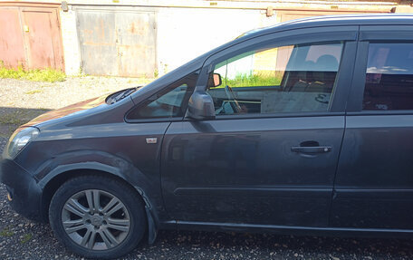 Opel Zafira B, 2012 год, 650 000 рублей, 5 фотография