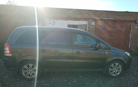 Opel Zafira B, 2012 год, 650 000 рублей, 15 фотография