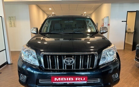 Toyota Land Cruiser Prado 150 рестайлинг 2, 2013 год, 3 150 000 рублей, 2 фотография