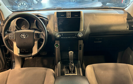 Toyota Land Cruiser Prado 150 рестайлинг 2, 2013 год, 3 150 000 рублей, 16 фотография