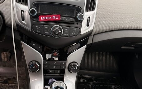 Chevrolet Cruze II, 2013 год, 850 000 рублей, 10 фотография