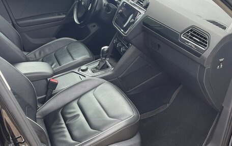 Volkswagen Tiguan II, 2018 год, 3 000 000 рублей, 9 фотография