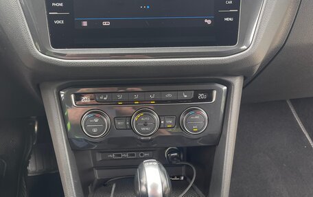 Volkswagen Tiguan II, 2018 год, 3 000 000 рублей, 15 фотография