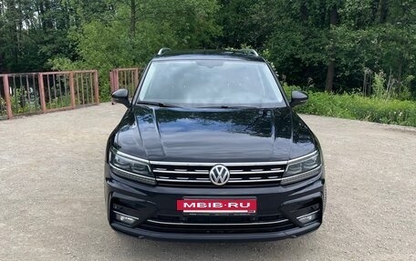 Volkswagen Tiguan II, 2018 год, 3 000 000 рублей, 8 фотография