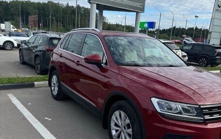 Volkswagen Tiguan II, 2017 год, 2 300 000 рублей, 5 фотография