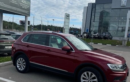Volkswagen Tiguan II, 2017 год, 2 300 000 рублей, 4 фотография