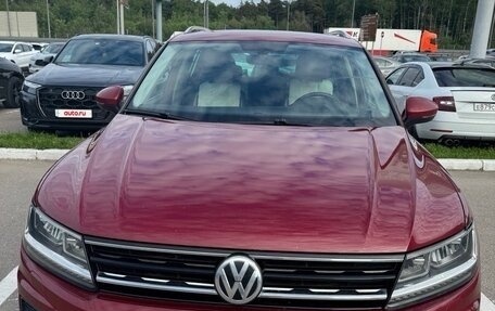 Volkswagen Tiguan II, 2017 год, 2 300 000 рублей, 7 фотография