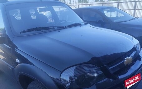 Chevrolet Niva I рестайлинг, 2009 год, 450 000 рублей, 4 фотография