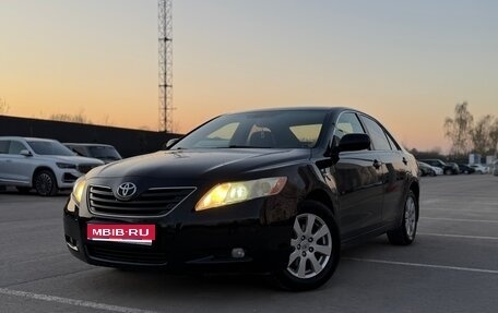 Toyota Camry, 2008 год, 770 000 рублей, 1 фотография