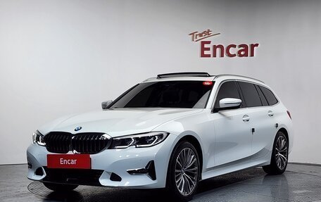 BMW 3 серия, 2023 год, 3 900 000 рублей, 1 фотография