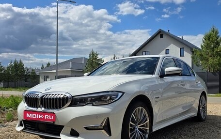 BMW 3 серия, 2022 год, 4 200 000 рублей, 1 фотография