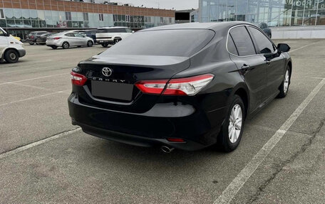 Toyota Camry, 2018 год, 2 750 000 рублей, 4 фотография