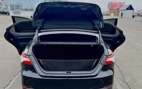 Toyota Camry, 2018 год, 2 750 000 рублей, 8 фотография