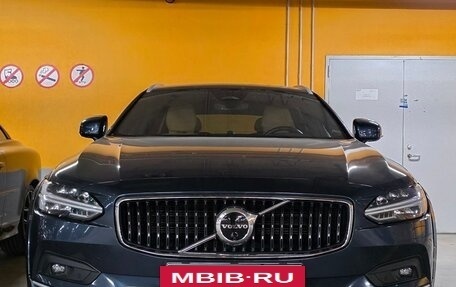 Volvo V90 Cross Country I рестайлинг, 2022 год, 5 900 000 рублей, 9 фотография