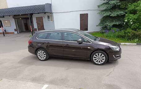 Opel Astra J, 2014 год, 820 000 рублей, 4 фотография