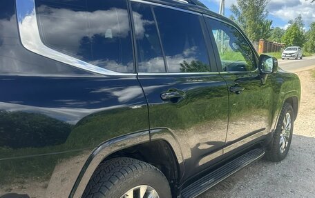 Toyota Land Cruiser, 2022 год, 8 800 000 рублей, 2 фотография