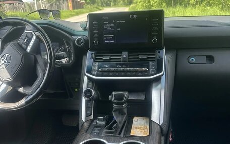 Toyota Land Cruiser, 2022 год, 8 800 000 рублей, 6 фотография