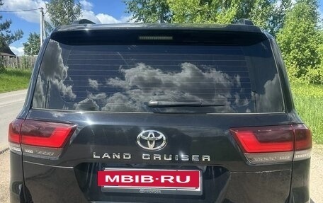 Toyota Land Cruiser, 2022 год, 8 800 000 рублей, 4 фотография