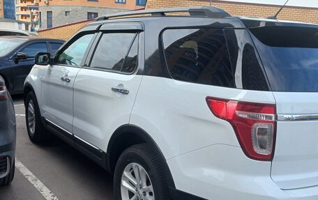 Ford Explorer VI, 2013 год, 1 600 000 рублей, 2 фотография