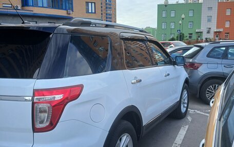 Ford Explorer VI, 2013 год, 1 600 000 рублей, 3 фотография