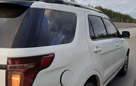 Ford Explorer VI, 2013 год, 1 600 000 рублей, 8 фотография